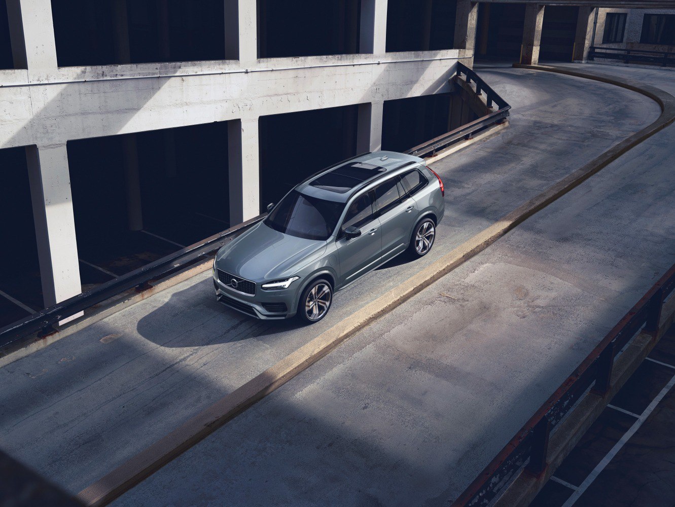 Volvo XC90 technical specifications and fuel economy